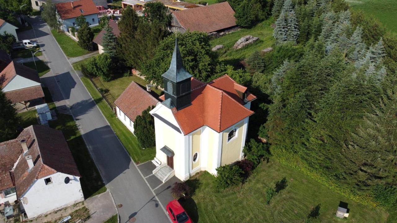 Отель Wohlfuehlhof Bachzelt Weitersfeld Экстерьер фото